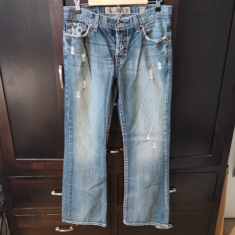 BKE Men's Distressed Blue Relaxed Jeans